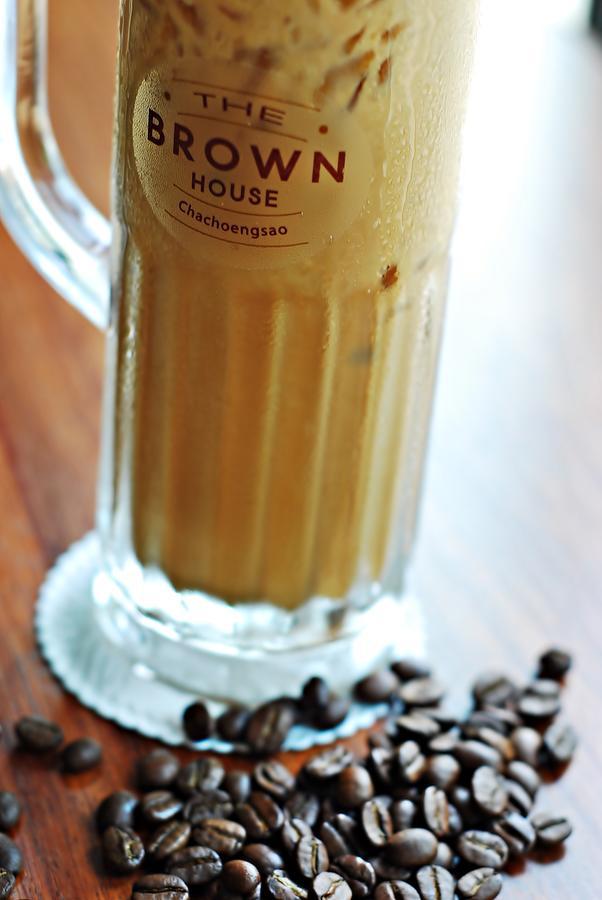 The Brown House Hotel Chachoengsao Dış mekan fotoğraf